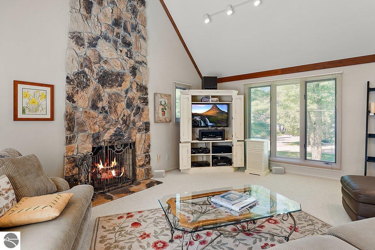 Charlevoix, Michigan 49720, United States, 4 Bedrooms Bedrooms, ,3 BathroomsBathrooms,Residential,Active,168639