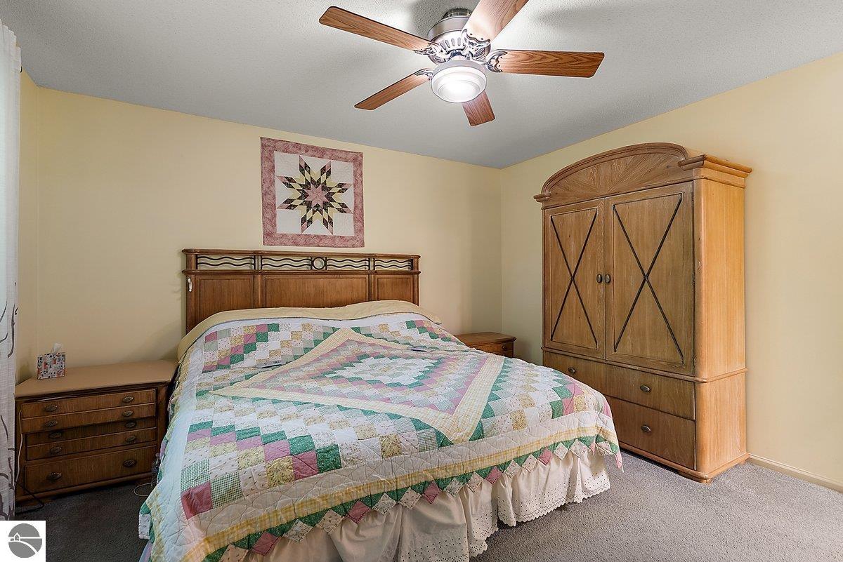 Charlevoix, Michigan 49720, United States, 4 Bedrooms Bedrooms, ,3 BathroomsBathrooms,Residential,Active,168639