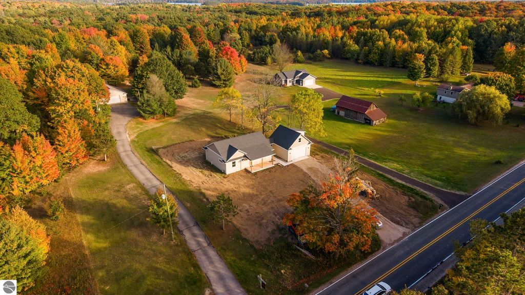 Photo of 2892 W Long Lake Road, Traverse City, MI 49685 (MLS # 1939711)
