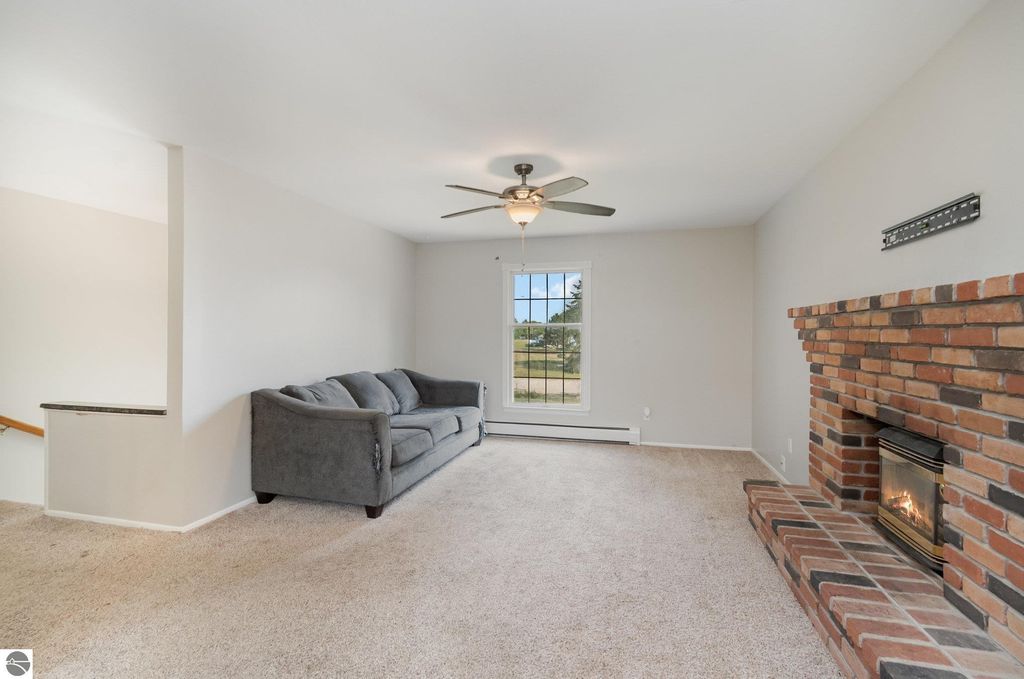 Photo of 4664 Lindholm Road, Oscoda, MI 48750 (MLS # 1938807)