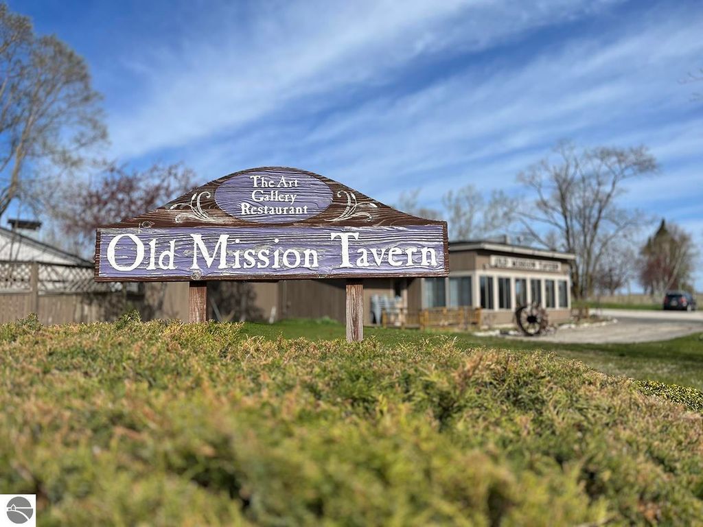 Photo of 17015 Center Road, Traverse City, MI 49686 (MLS # 1922170)