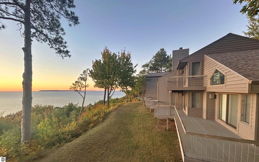 Photo of 10 Vantage Pointe, Glen Arbor, MI 49630 (MLS # 1939840)