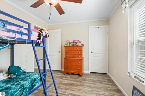 Tiny photo for 714 SE Saunders Road, Kalkaska, MI 49646 (MLS # 1933502)