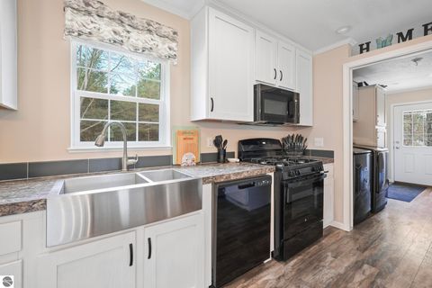 Tiny photo for 714 SE Saunders Road, Kalkaska, MI 49646 (MLS # 1933502)