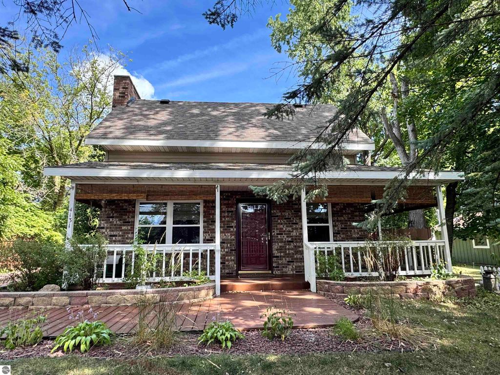 Photo of 4131 E Rosebush Road, Rosebush, MI 48878 (MLS # 1938512)