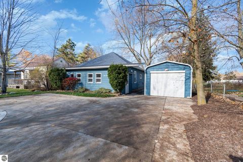 Tiny photo for 1435 E Broadway Street, Mt Pleasant, MI 48858 (MLS # 1940601)