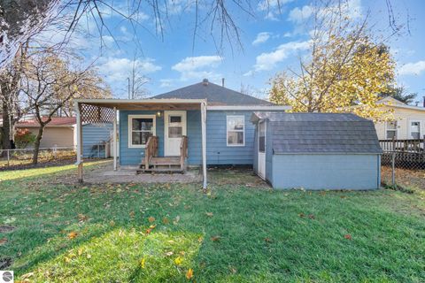 Tiny photo for 1435 E Broadway Street, Mt Pleasant, MI 48858 (MLS # 1940601)