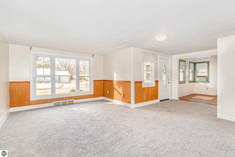 Tiny photo for 313 E Hillcrest Street, Alma, MI 48801 (MLS # 1940467)