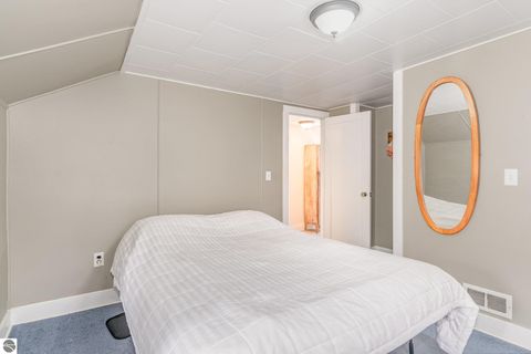 Tiny photo for 313 E Hillcrest Street, Alma, MI 48801 (MLS # 1940467)