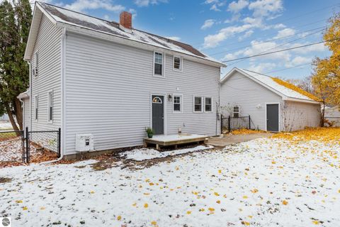 Tiny photo for 313 E Hillcrest Street, Alma, MI 48801 (MLS # 1940467)