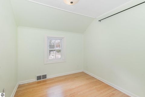 Tiny photo for 313 E Hillcrest Street, Alma, MI 48801 (MLS # 1940467)