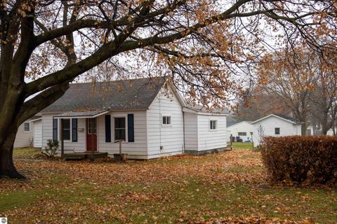Tiny photo for 532 N Ithaca Street, Ithaca, MI 48847 (MLS # 1940810)