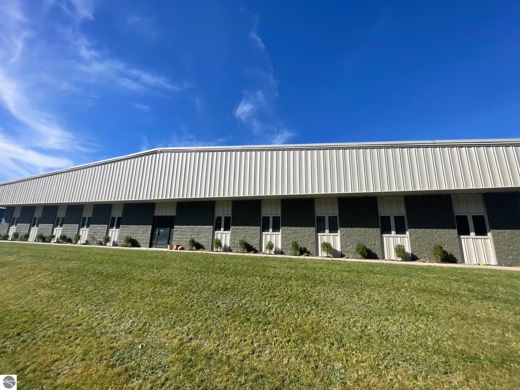 Photo of 2291 Traversefield Drive, Traverse City, MI 49686 (MLS # 1931808)