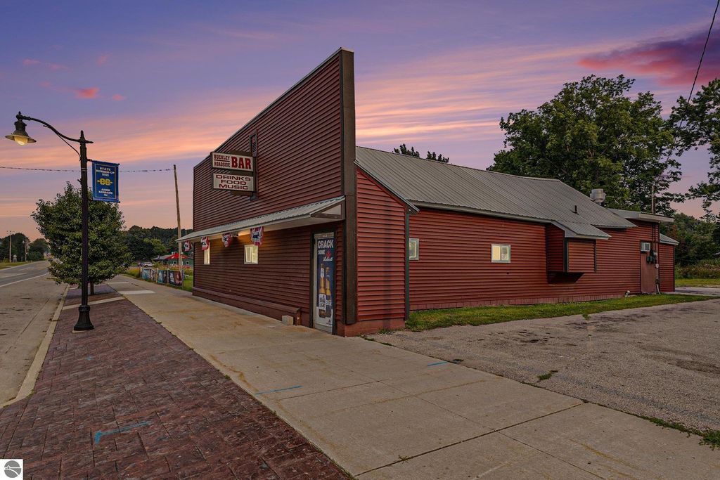 Photo of 116 W Wexford Avenue, Buckley, MI 49620 (MLS # 1937206)