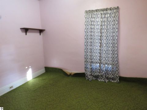 Tiny photo for 605 E Garfield Street, Cadillac, MI 49601 (MLS # 1941029)