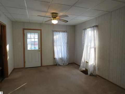 Tiny photo for 605 E Garfield Street, Cadillac, MI 49601 (MLS # 1941029)