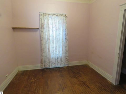 Tiny photo for 605 E Garfield Street, Cadillac, MI 49601 (MLS # 1941029)