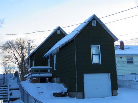 Tiny photo for 605 E Garfield Street, Cadillac, MI 49601 (MLS # 1941029)
