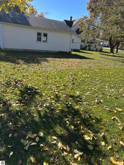 Tiny photo for 11138 W 2nd Street, Fowler, MI 48835 (MLS # 1940101)