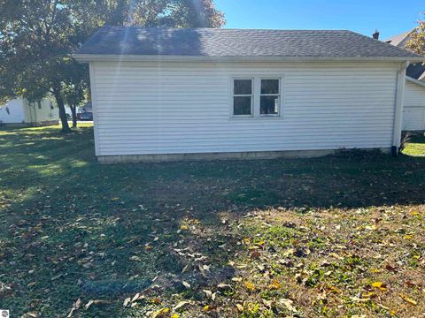 Tiny photo for 11138 W 2nd Street, Fowler, MI 48835 (MLS # 1940101)