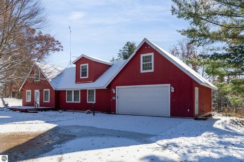 Tiny photo for 650 Linda Drive, Harrison, MI 48625 (MLS # 1940632)
