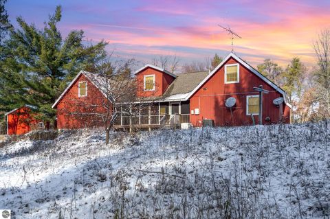 Tiny photo for 650 Linda Drive, Harrison, MI 48625 (MLS # 1940632)