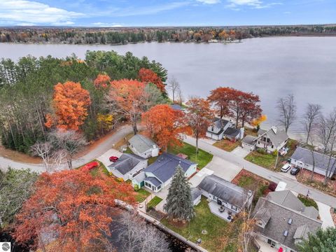 Tiny photo for 224 W Lake Drive, Cadillac, MI 49601 (MLS # 1941131)