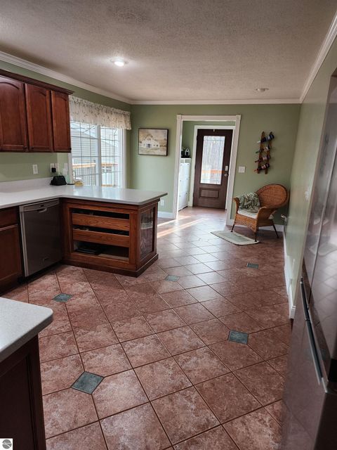 Tiny photo for 3400 N Sturgeon Road, Midland, MI 48640 (MLS # 1940918)