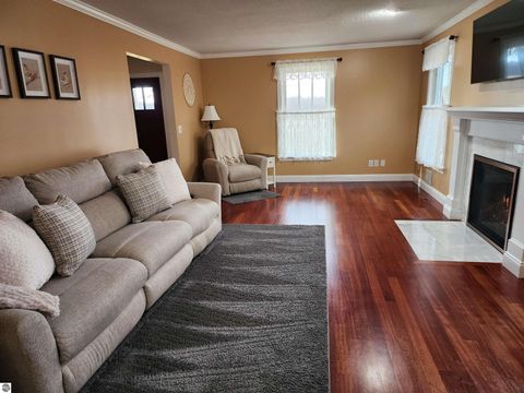 Tiny photo for 3400 N Sturgeon Road, Midland, MI 48640 (MLS # 1940918)