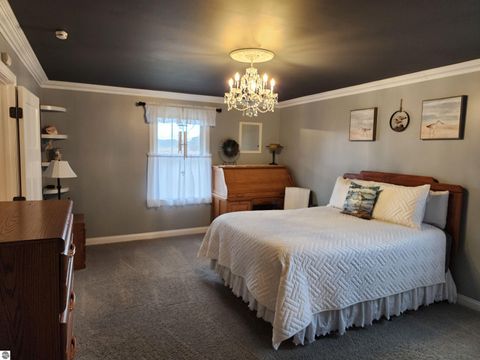 Tiny photo for 3400 N Sturgeon Road, Midland, MI 48640 (MLS # 1940918)