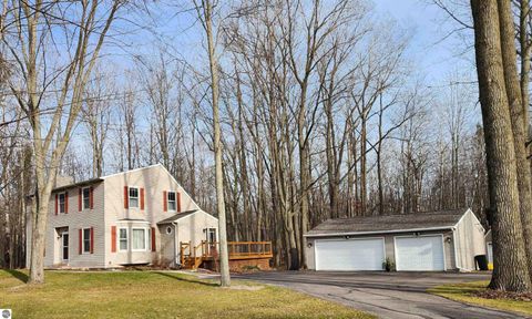 Tiny photo for 3400 N Sturgeon Road, Midland, MI 48640 (MLS # 1940918)