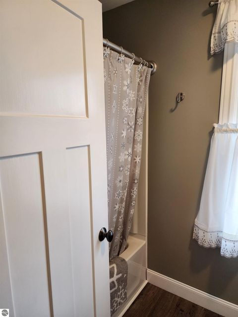 Tiny photo for 3400 N Sturgeon Road, Midland, MI 48640 (MLS # 1940918)