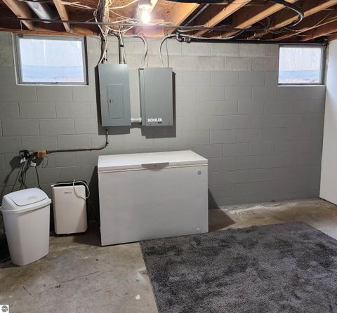 Tiny photo for 3400 N Sturgeon Road, Midland, MI 48640 (MLS # 1940918)