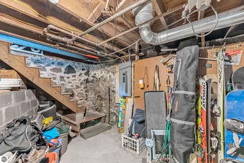 Tiny photo for 337 W Eleventh Street, Traverse City, MI 49684 (MLS # 1939365)