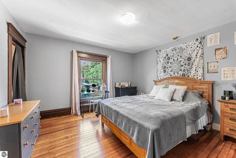 Tiny photo for 337 W Eleventh Street, Traverse City, MI 49684 (MLS # 1939365)
