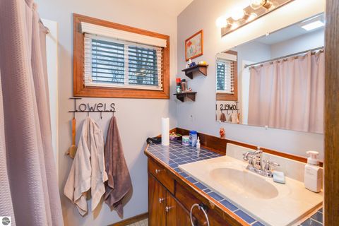 Tiny photo for 3165 Amelia Avenue, Flushing, MI 48433 (MLS # 1940859)