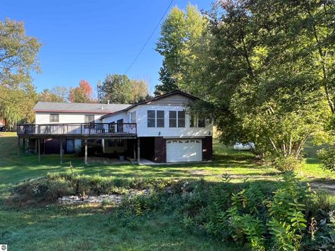 Photo of 7630 John R Court, Lake, MI 48632 (MLS # 1939410)
