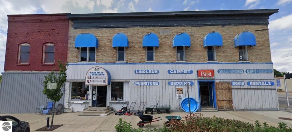 Photo of 104 S Main Street, Evart, MI 49663 (MLS # 1934579)