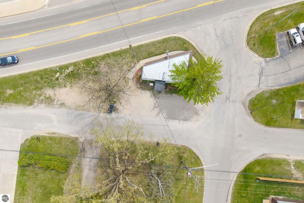 Photo of 81 N Morey Road, Lake City, MI 49651 (MLS # 1934405)