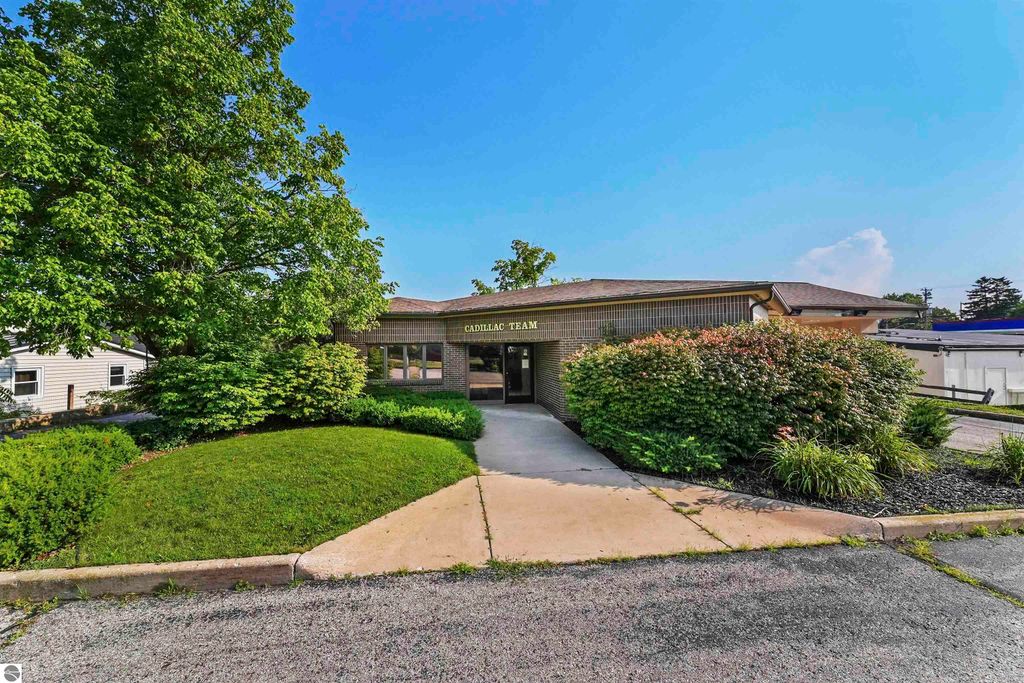 Photo of 150 Granite Street, Cadillac, MI 49601 (MLS # 1925536)