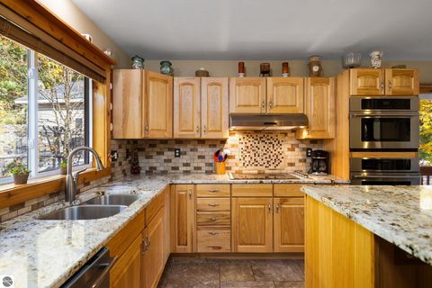 Tiny photo for 376 Highview Road, Traverse City, MI 49696 (MLS # 1940228)