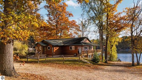 Photo of 376 Highview Road, Traverse City, MI 49696 (MLS # 1940228)