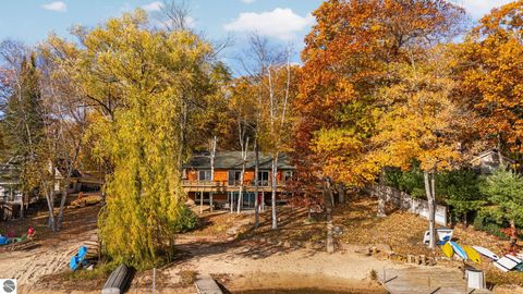 Tiny photo for 376 Highview Road, Traverse City, MI 49696 (MLS # 1940228)