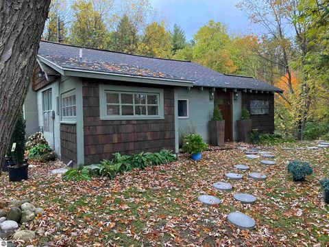 Tiny photo for 5039 Indian Hill Road, Honor, MI 49640 (MLS # 1939516)