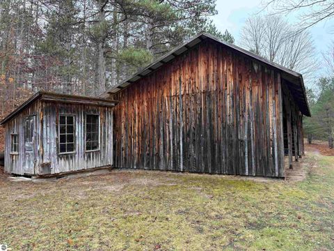 Tiny photo for 5039 Indian Hill Road, Honor, MI 49640 (MLS # 1939516)