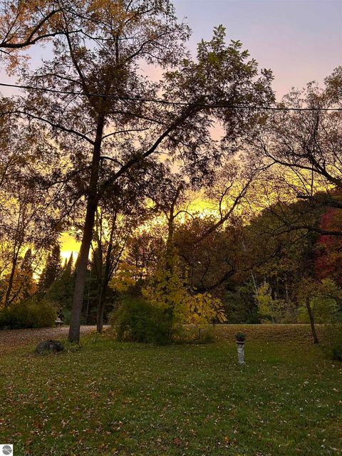 Tiny photo for 5039 Indian Hill Road, Honor, MI 49640 (MLS # 1939516)