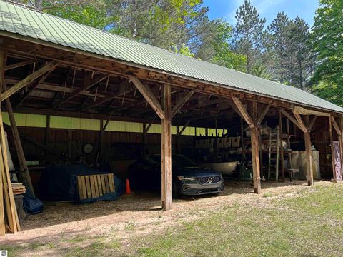 Tiny photo for 5039 Indian Hill Road, Honor, MI 49640 (MLS # 1939516)