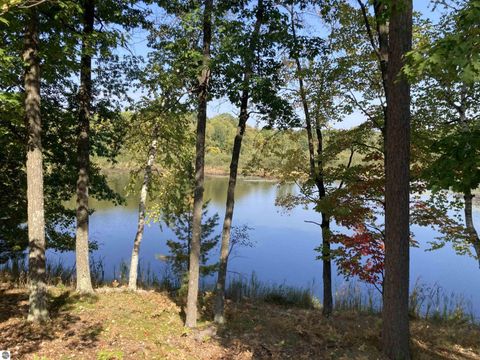 Tiny photo for 4141 Mockingbird Circle, Farwell, MI 48622 (MLS # 1936315)