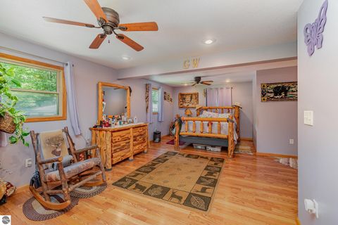 Tiny photo for 4141 Mockingbird Circle, Farwell, MI 48622 (MLS # 1936315)