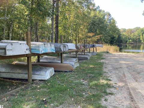 Tiny photo for 4141 Mockingbird Circle, Farwell, MI 48622 (MLS # 1936315)